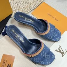 Louis Vuitton Slippers